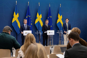 Prime Minister Ulf Kristersson, Minister for Foreign Affairs Tobias Billström and Minister for Defence Pål Jonson.