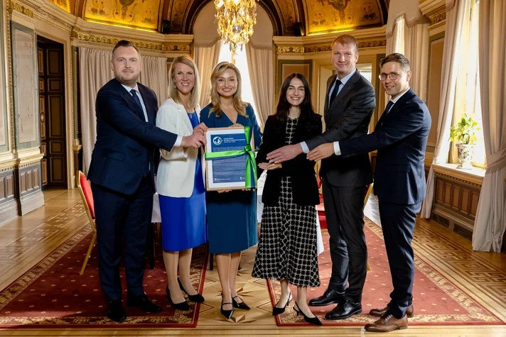 Photo of the baltic ministers with the Nuclear Declaration