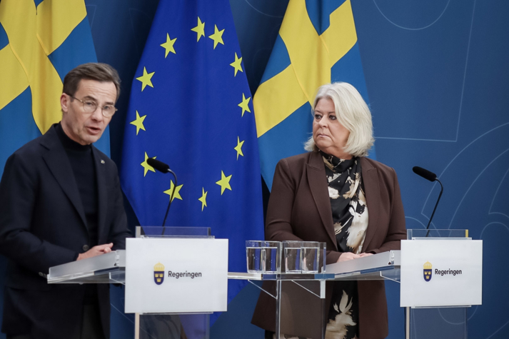 Prime Minister Ulf Kristersson and Minister for Social Services Camilla Waltersson Grönvall in a Press Conference.